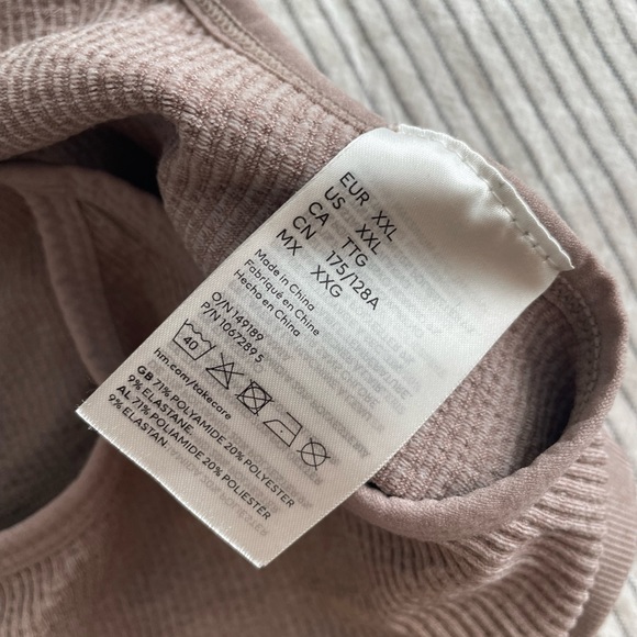 H&M Ribbed Seamless Crop Top - Picture 2 of 5